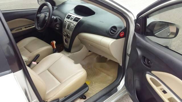 Toyota Vios   2009 - Bán Toyota Vios đời 2009, màu bạc chính chủ, giá tốt