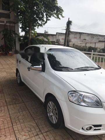 Daewoo Gentra   2010 - Bán xe Daewoo Gentra đời 2010, màu trắng như mới