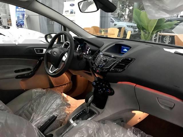 Ford Fiesta   2018 - Cần bán xe Ford Fiesta đời 2018, màu trắng