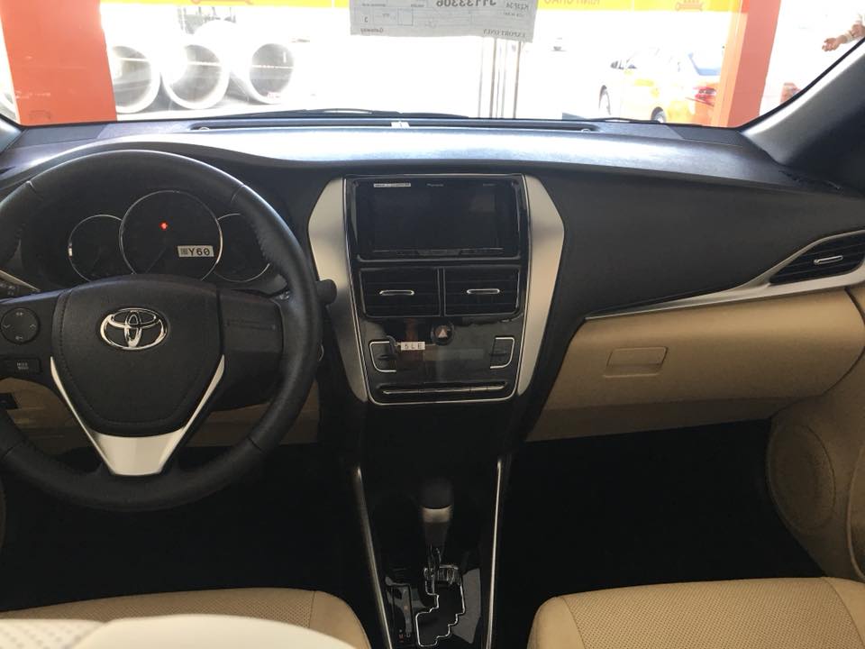 Toyota Yaris 1.5G CVT 2018 - Bán xe Toyota Yaris 1.5G CVT nhập khẩu, hỗ trợ vay 90% giá trị xe. LH: 0912493498