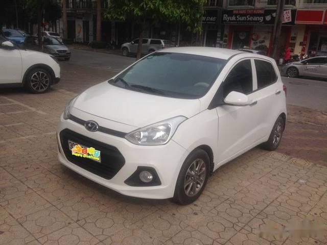 Hyundai Grand i10   2015 - Cần bán Hyundai Grand i10 đời 2015, màu trắng, nhập khẩu chính chủ