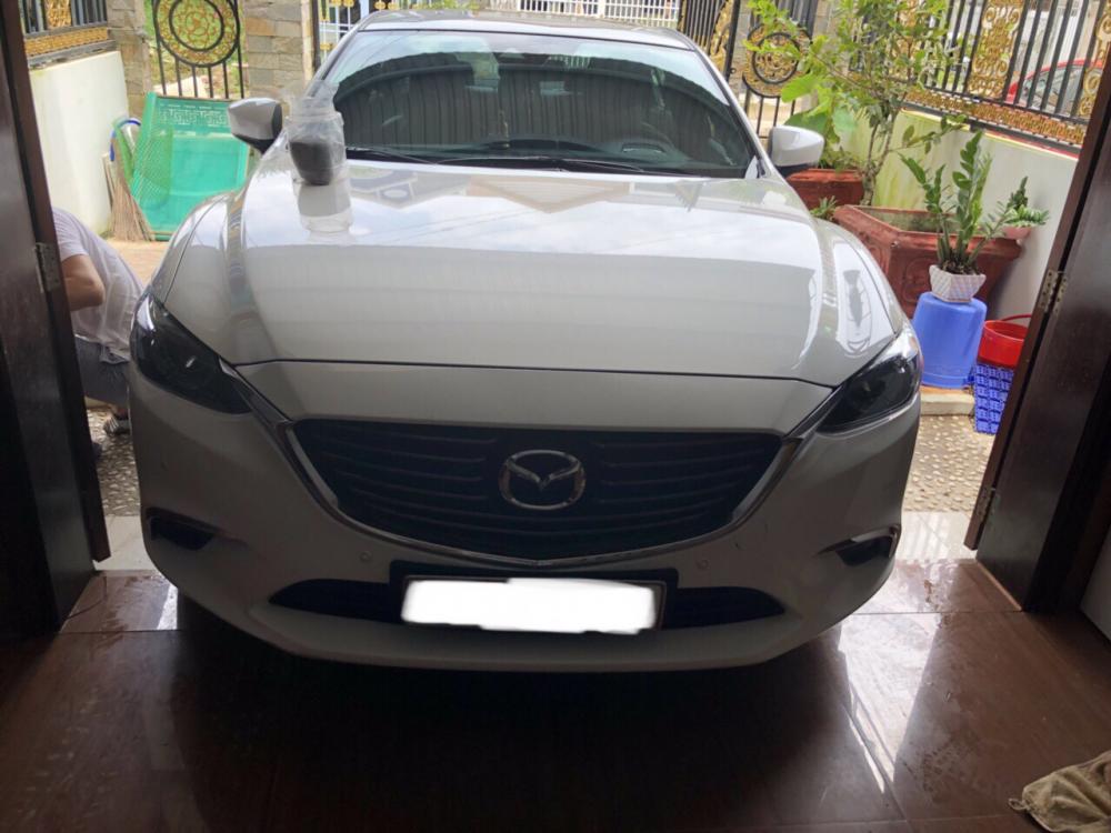 Mazda 6 2.5L Premium 2017 - Bán Mazda 6 2.5L Premium 2017, đúng chất, màu trắng, giá TL, hỗ trợ góp