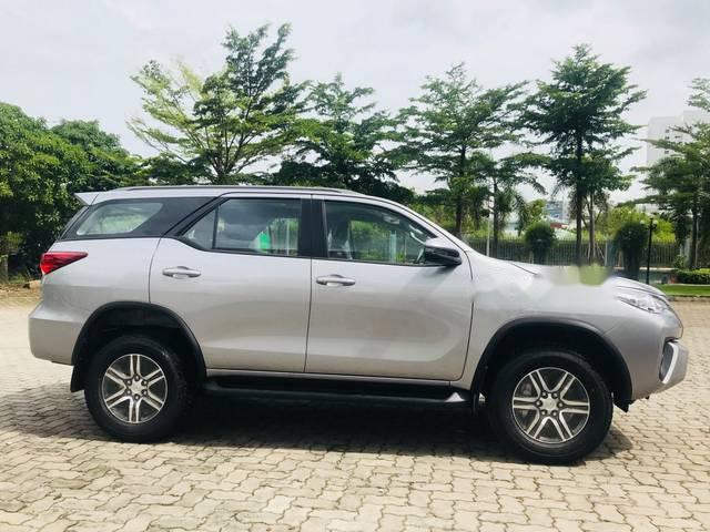 Toyota Fortuner   2018 - Bán Toyota Fortuner 2018, màu bạc