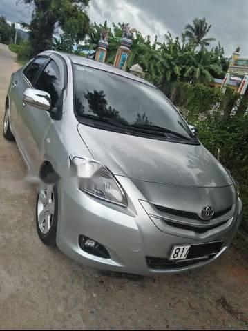 Toyota Vios 2010 - Cần bán xe Toyota Vios sản xuất năm 2010, màu bạc