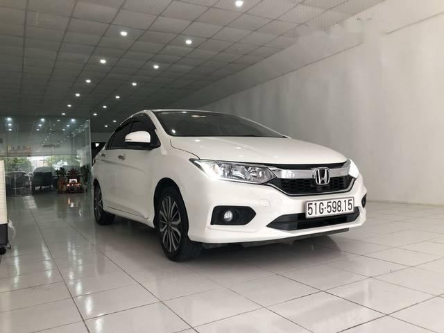 Honda City   CVT 2017 - Cần bán lại xe Honda City CVT sản xuất năm 2017, màu trắng, giá 575tr