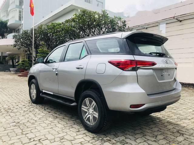 Toyota Fortuner   2018 - Bán Toyota Fortuner 2018, màu bạc