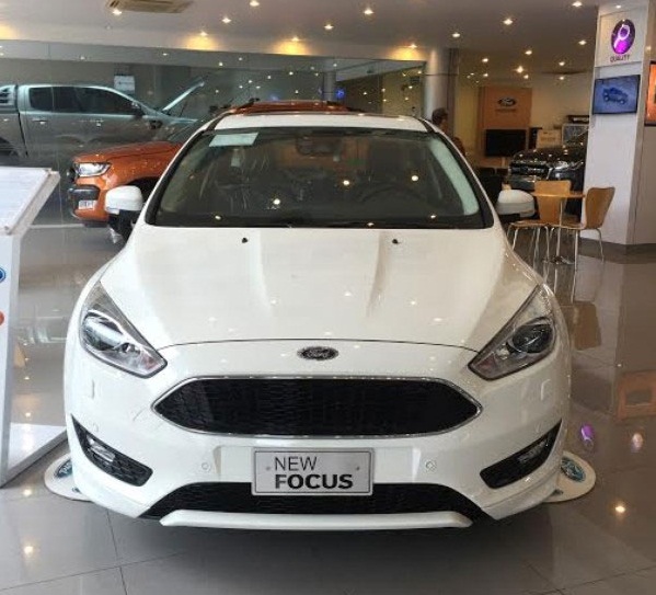 Ford Focus 2018 - Ford Focus giảm giá kịch sàn