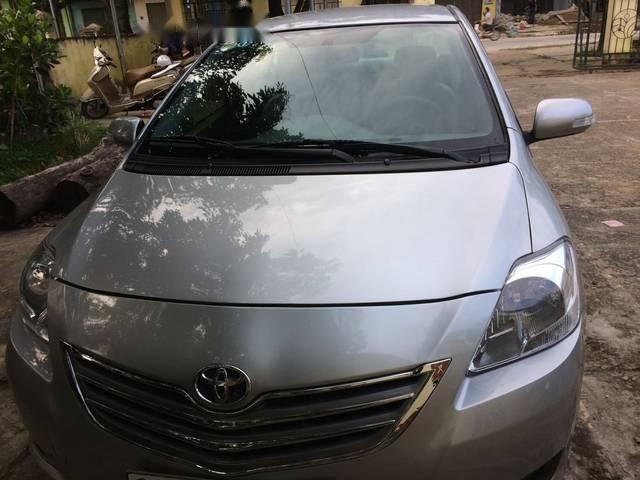 Toyota Vios   2011 - Bán Toyota Vios đời 2011, màu bạc như mới, giá 282tr