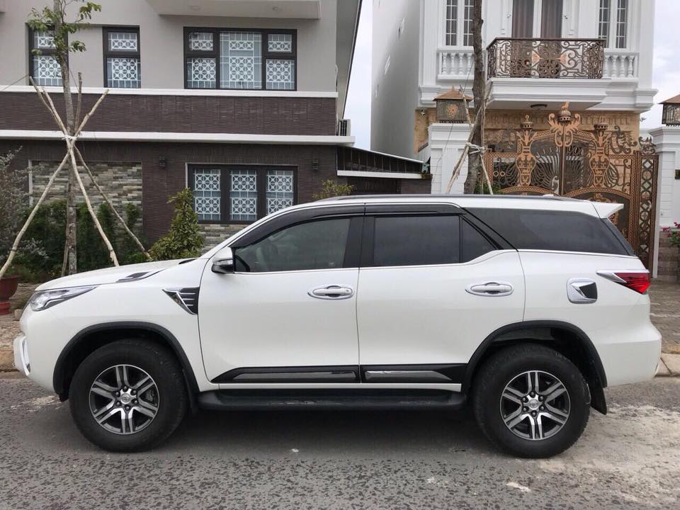 Toyota Fortuner G 2017 - Bán Toyota Fortuner G đời 2017 máy dầu, số sàn, màu trắng đã qua sử dụng - Call 0939.821.080 (gặp Trúc Quỳnh)