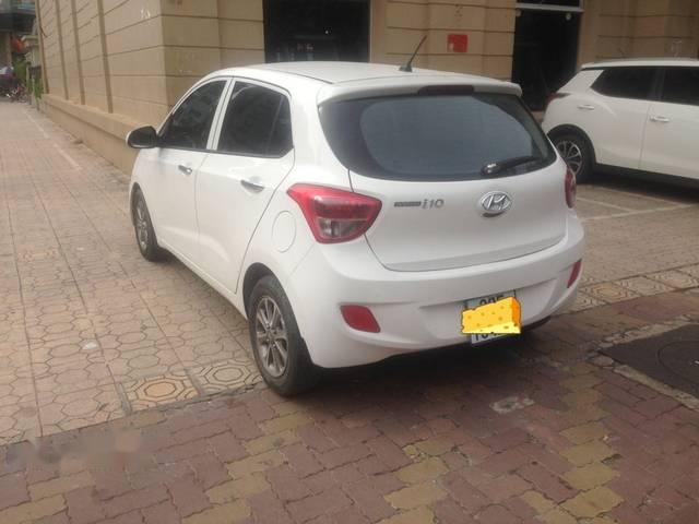 Hyundai Grand i10   2015 - Cần bán Hyundai Grand i10 đời 2015, màu trắng, nhập khẩu chính chủ