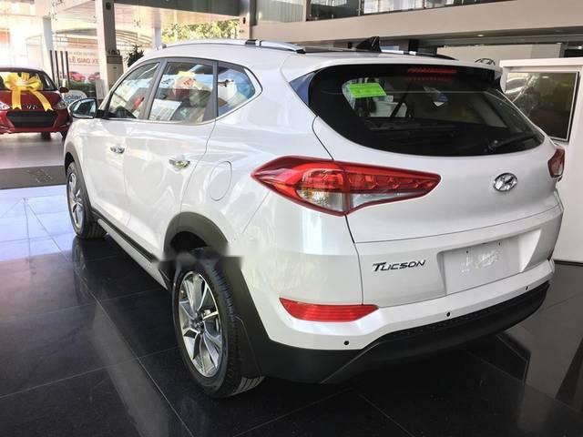 Hyundai Tucson   2018 - Bán ô tô Hyundai Tucson đời 2018, màu trắng