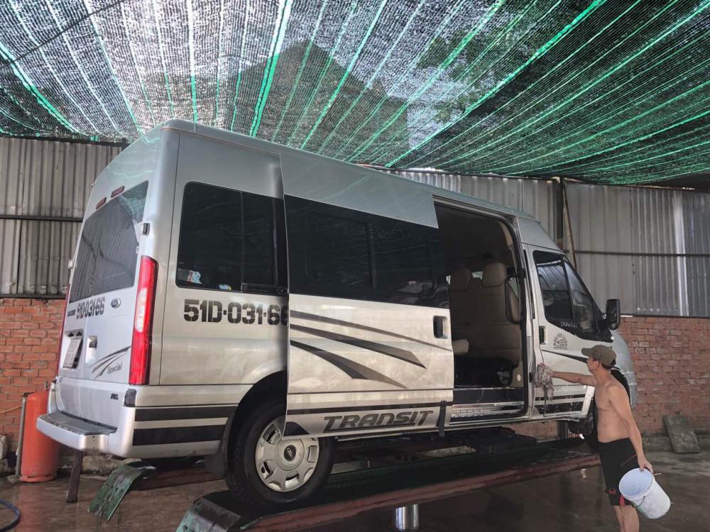 Ford Transit Van 2015 - Bán Transit Van 6 chỗ, bán tải đã cải tạo, sx 2015 màu bạc, 14.000km, xe cực đẹp