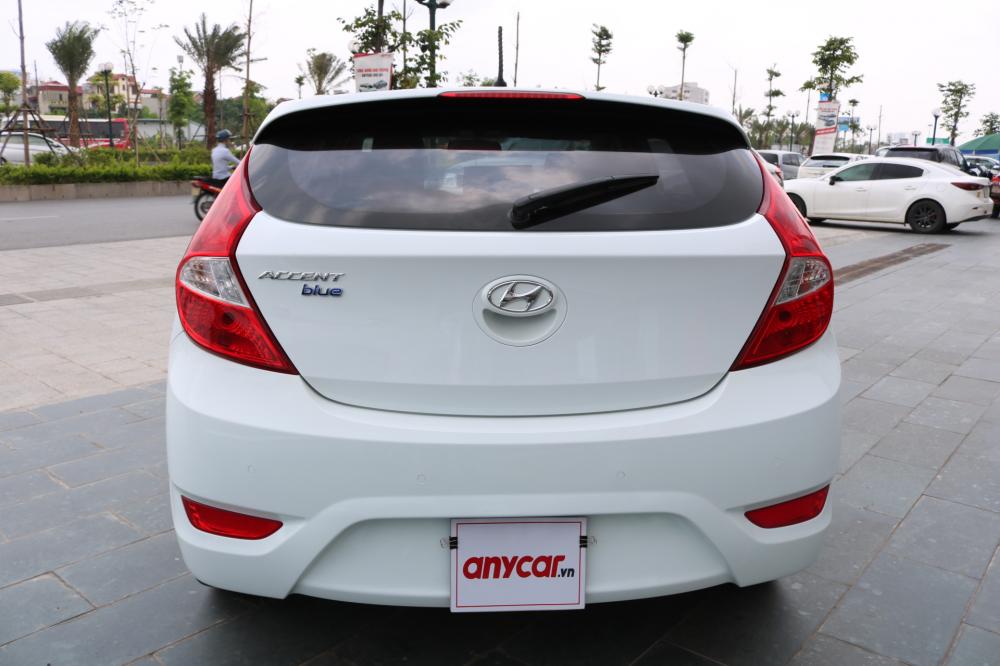 Hyundai Accent 1.4AT 2015 - Cần bán Hyundai Accent 1.4AT đời 2015, màu trắng, nhập khẩu giá cạnh tranh