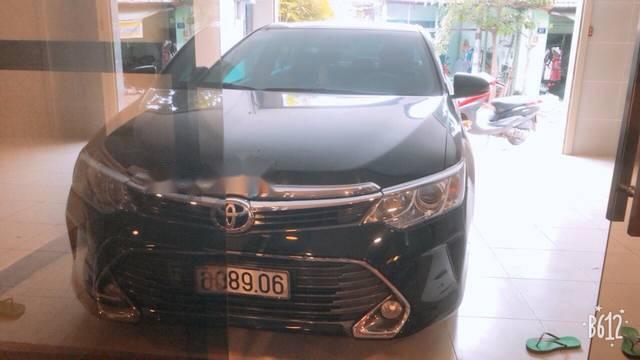 Toyota Camry 2016 - Bán Toyota Camry năm 2016, màu đen 