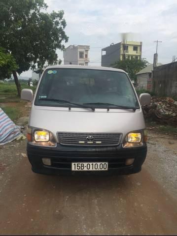 Toyota Hiace   2001 - Cần bán Toyota Hiace năm sản xuất 2001 số sàn