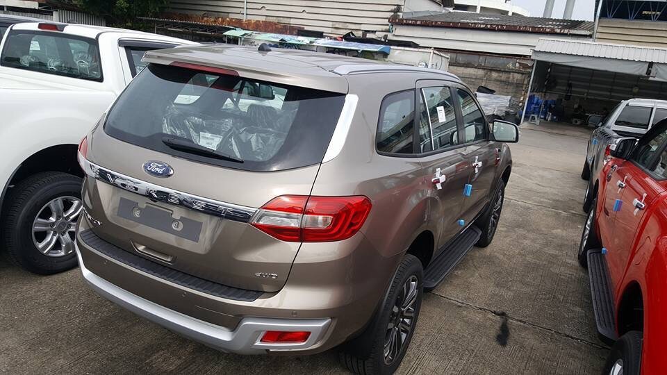 Ford Everest Titanium 2.0 2018 - Ford Everest Titanium 2.0 sx 2018, liên hệ đặt xe ngay, hỗ trợ tư vấn 24/24