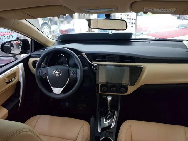 Toyota Corolla altis E CVT 2018 - Bán Toyota Corolla altis E CVT 2018, màu bạc