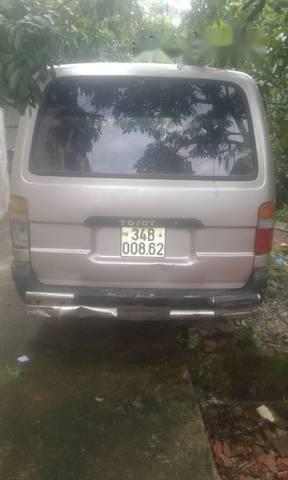 Toyota Hiace  MT 2001 - Bán Toyota Hiace MT sản xuất năm 2001, giá bán 28tr