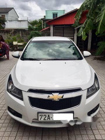 Chevrolet Cruze  1.8AT   2015 - Bán ô tô Chevrolet Cruze 1.8AT năm sản xuất 2015, màu trắng  