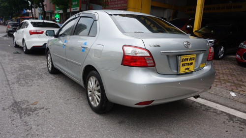 Toyota Vios   1.5 AT  2011 - Bán Toyota Vios 1.5 AT đời 2011, màu bạc