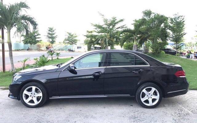 Mercedes-Benz E class  E200  2014 - Cần bán Mercedes E200 năm 2014, màu đen còn mới