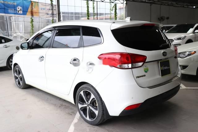 Kia Rondo   2.0AT  2016 - Bán xe Kia Rondo 2.0AT 2016, màu trắng, giá chỉ 586 triệu