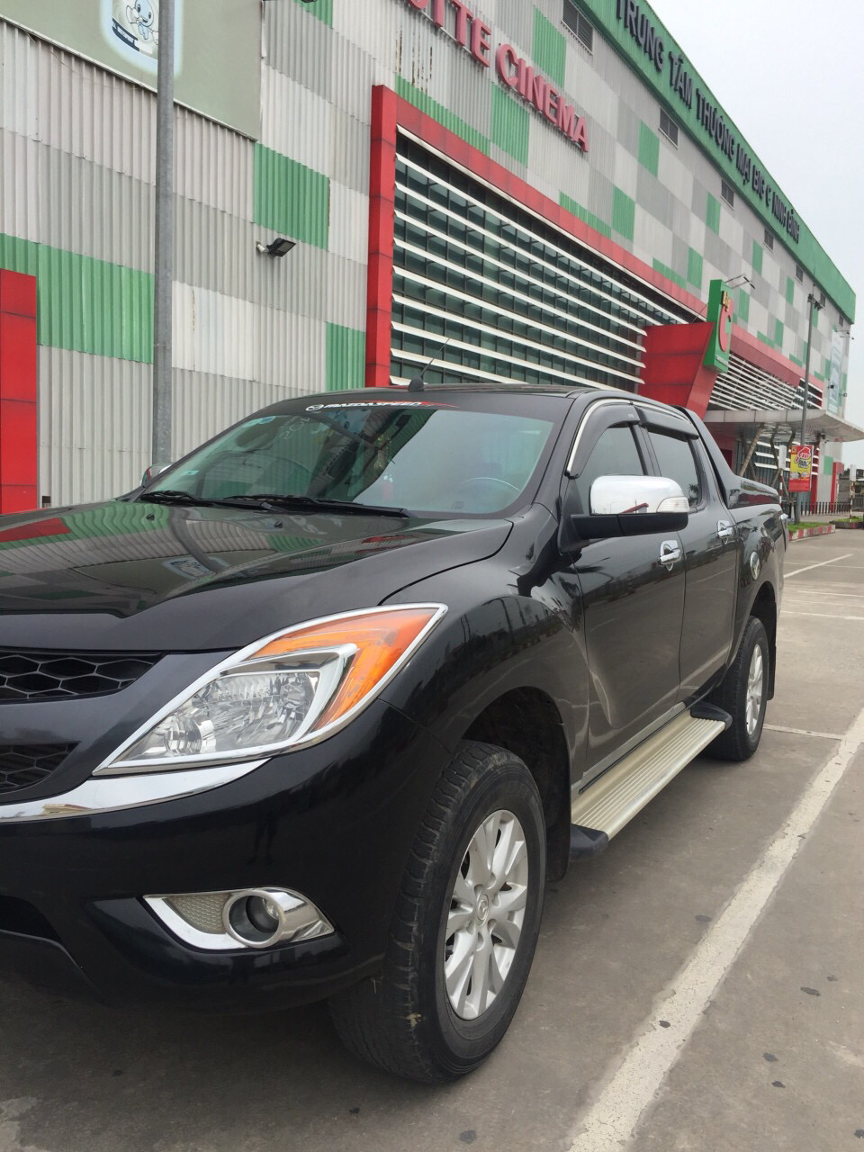 Mazda BT 50 3.2 2015 - Cần bán BT50 hai cầu 3.2 số tự động mầu đen