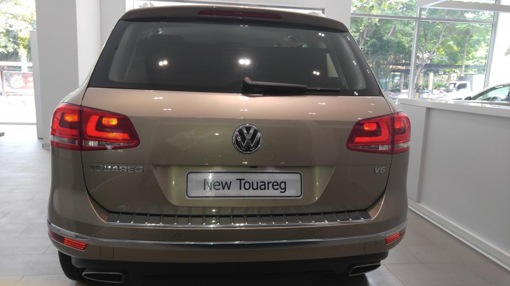 Volkswagen Touareg GP 2017 - Touareg 3.6L, V6, nhập khẩu nguyên chiếc, ưu đãi giá khủng, LH: 0944064764 Ngọc Giàu