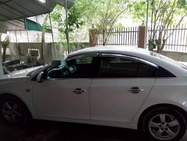 Chevrolet Cruze   2012 - Bán ô tô Chevrolet Cruze năm 2012, màu trắng