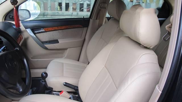 Daewoo Gentra 2011 - Cần bán lại xe Daewoo Gentra sản xuất 2011, màu đen xe gia đình, giá chỉ 178 triệu