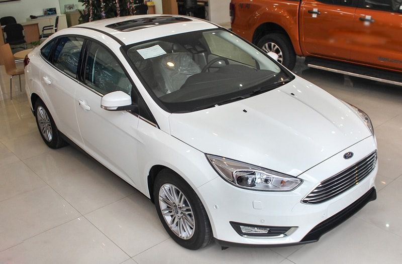 Ford Focus 2018 - Bạn cần chất lượng, an toàn, thông minh hay hình thức bên ngoài, hãy đến với chúng tôi. Ford Bình Dương kính chào