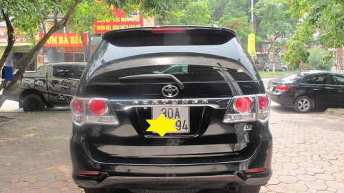 Toyota Fortuner   2.5 G MT  2013 - Salon bán lại xe Toyota Fortuner 2.5 G MT năm 2013, màu đen