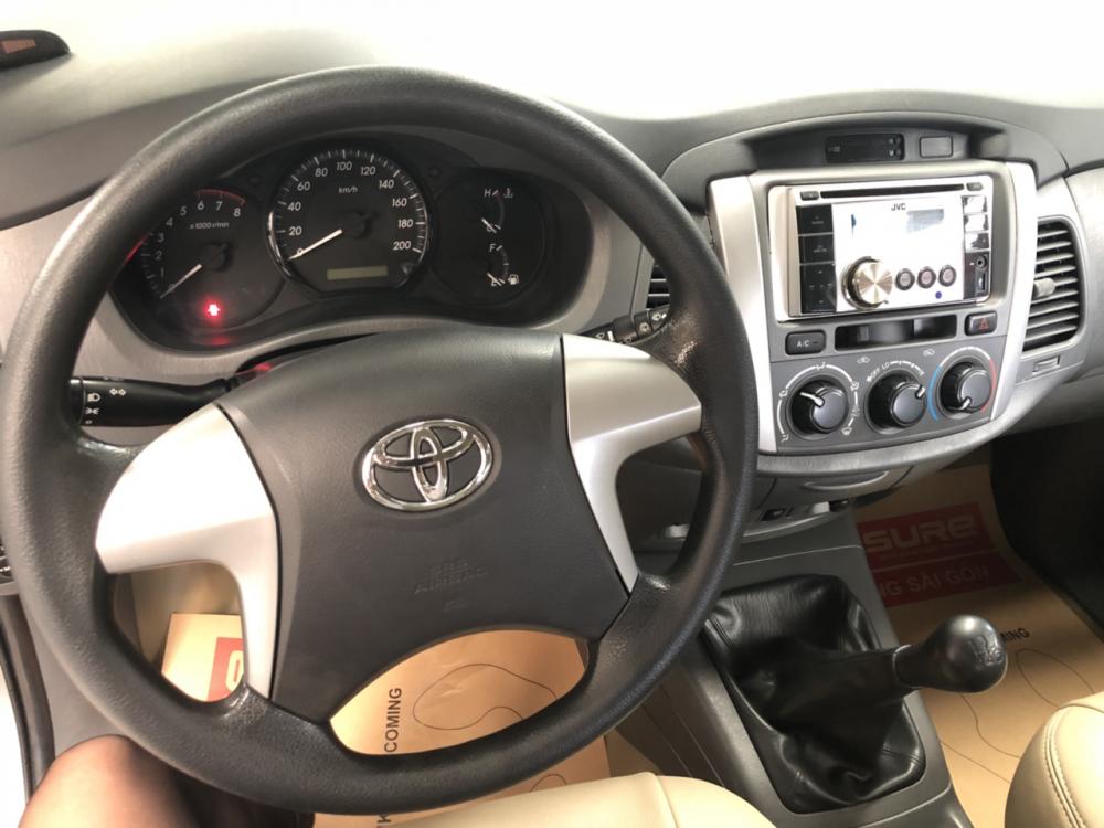 Toyota Innova 2012 - Bán xe Innova cũ đời 2012, xe cũ chính hãng, giá thương lượng, giảm tốt nhé