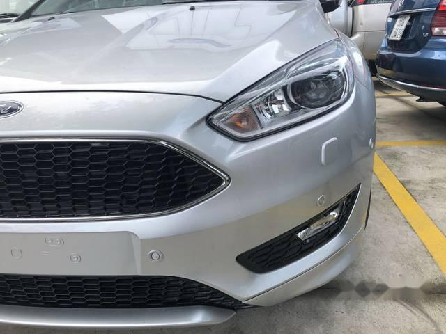 Ford Focus   2018 - Bán Ford Focus đời 2018, màu bạc, 735tr