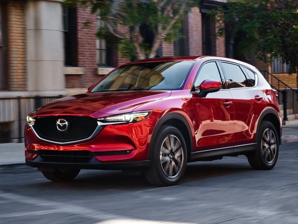 Mazda CX 5 2.0 2018 - Mazda CX 5 2.0 năm 2018, giá 899tr, hỗ trợ trả góp 90% - Lh 0977759946