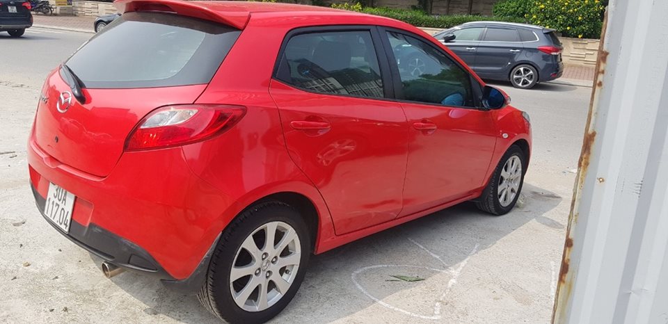 Mazda 2   2014 - Bán ô tô Mazda 2 năm sản xuất 2014, màu đỏ, 420 triệu