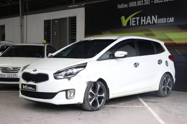 Kia Rondo   2.0AT  2016 - Bán xe Kia Rondo 2.0AT 2016, màu trắng, giá chỉ 586 triệu