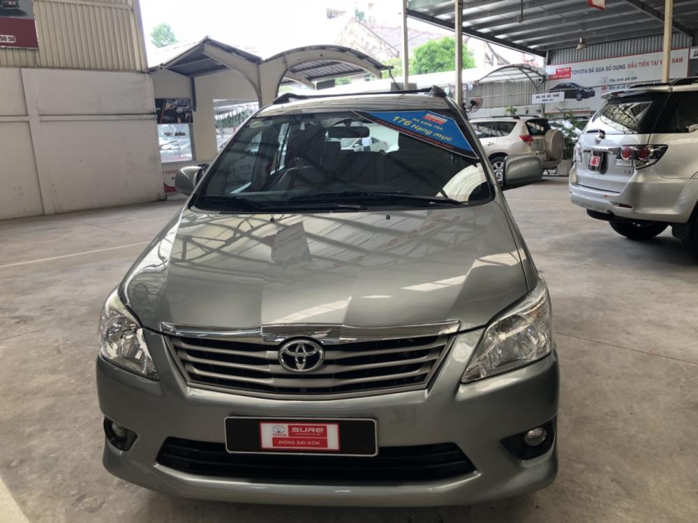 Toyota Innova 2012 - Bán xe Innova cũ đời 2012, xe cũ chính hãng, giá thương lượng, giảm tốt nhé