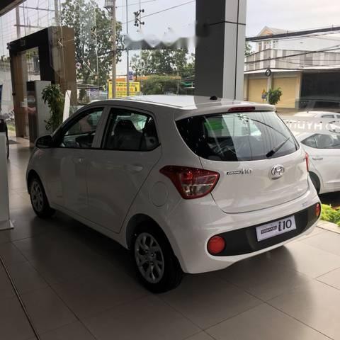 Hyundai Grand i10 2018 - Cần bán Hyundai Grand i10 năm 2018, màu trắng