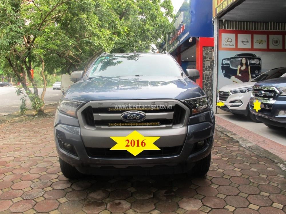 Ford Ranger XLS 2.2AT 2016 - Cần bán xe Ford Ranger XLS 2.2AT năm 2016, màu xanh lam, nhập khẩu nguyên chiếc