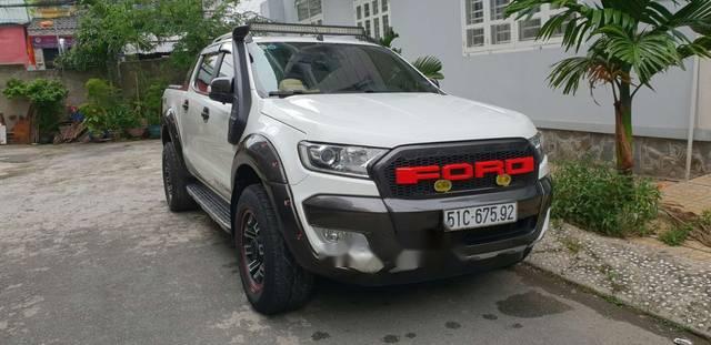 Ford Ranger   Wildtrak 3.2  2015 - Cần bán xe Ford Ranger Wildtrak 3.2 2015, màu trắng chính chủ, 810 triệu