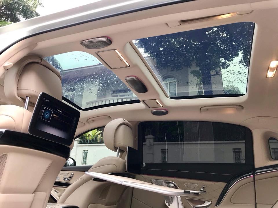 Mercedes-Benz S class Maybach 2018 - Bán Mercedes S450 model 2018 mới đăng ký, chạy được 3000km, như xe mới