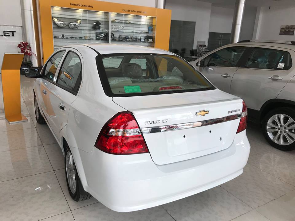 Chevrolet Aveo 2018 - Bán Chevrolet Aveo đời 2018, Nam Định, giảm tới 60 triệu, lăn bánh chỉ 100 triệu, hỗ trợ vay 90%