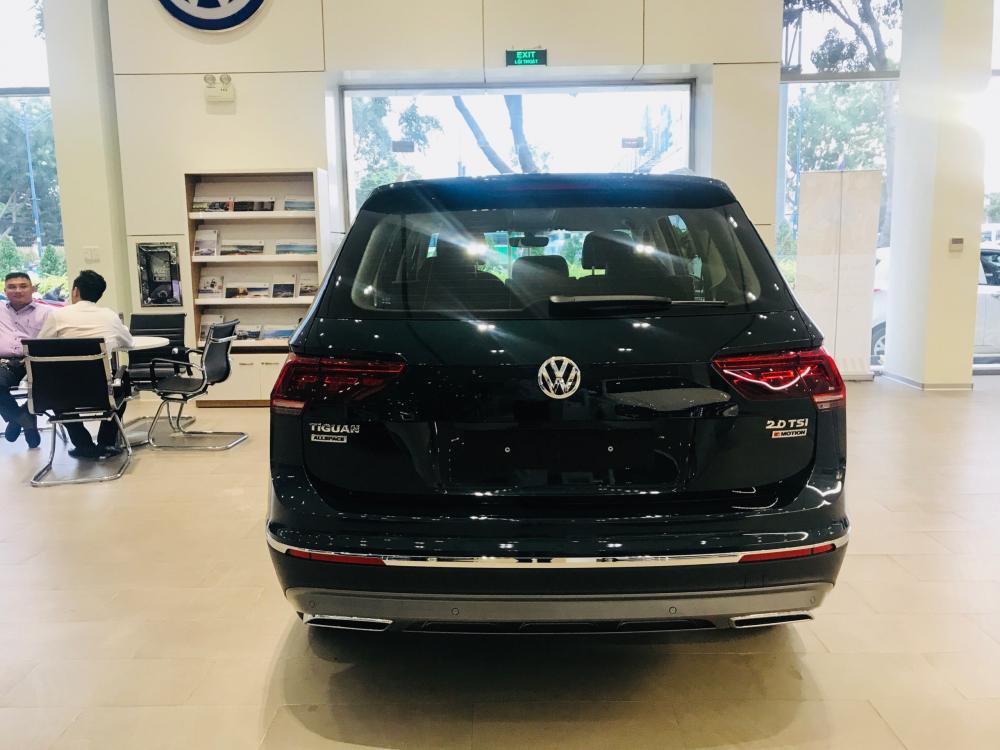 Volkswagen Tiguan 2018 - Bán Volkswagen Tiguan 2018 xe nhập khẩu chính hãng - 7 chỗ ngồi