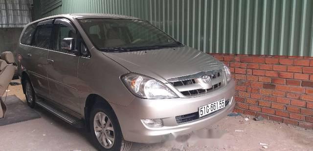 Toyota Innova 2006 - Cần bán lại xe Toyota Innova sản xuất 2006 còn mới