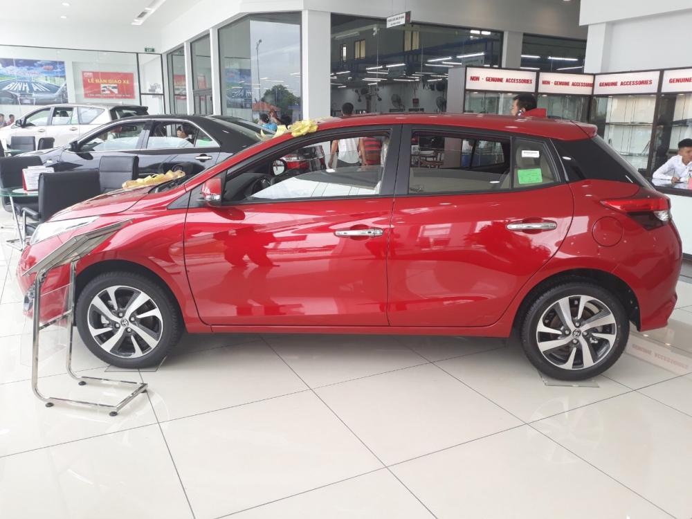 Toyota Yaris G 2018 - Bán xe Toyota Yaris G đời 2018, màu đỏ, xe nhập