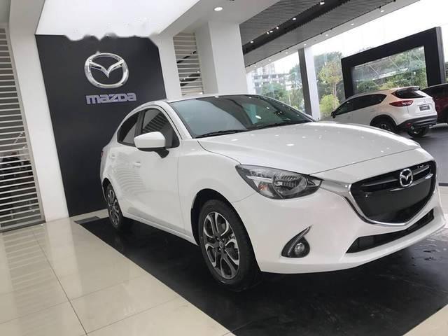 Mazda 2   2018 - Cần bán Mazda 2 năm 2018, màu trắng giá cạnh tranh