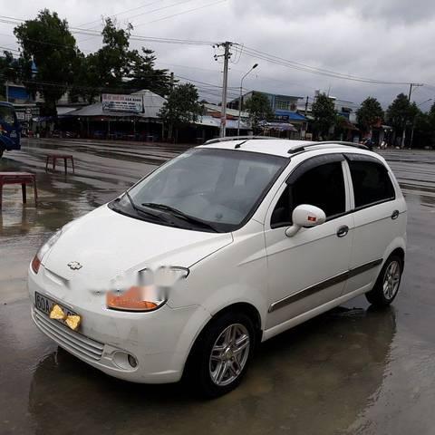 Chevrolet Spark 2009 - Cần bán lại xe Chevrolet Spark năm 2009, màu trắng còn mới, giá chỉ 187 triệu