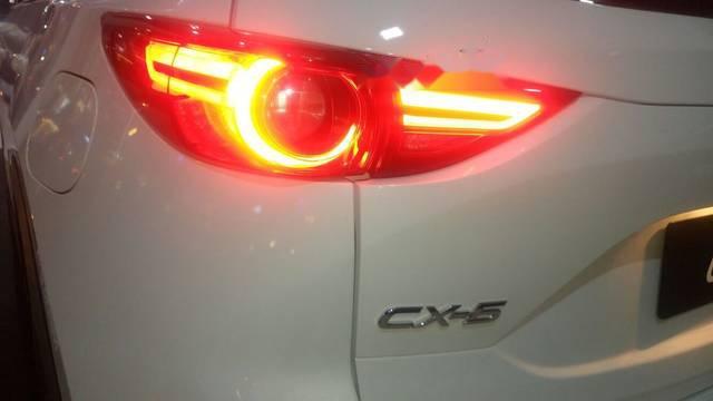 Mazda CX 5 2018 - Bán Mazda CX 5 sản xuất 2018, màu trắng, giá chỉ 999 triệu