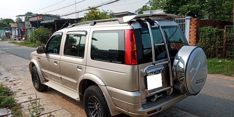 Ford Everest G 2006 - Mình bán gấp xe Everest 2006, máy dầu, màu hồng phấn, số sàn rất đẹp